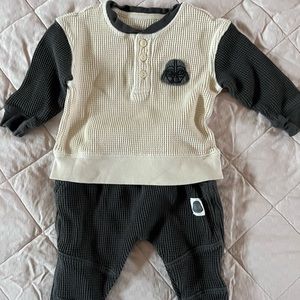Baby boys Star Wars two piece outfit